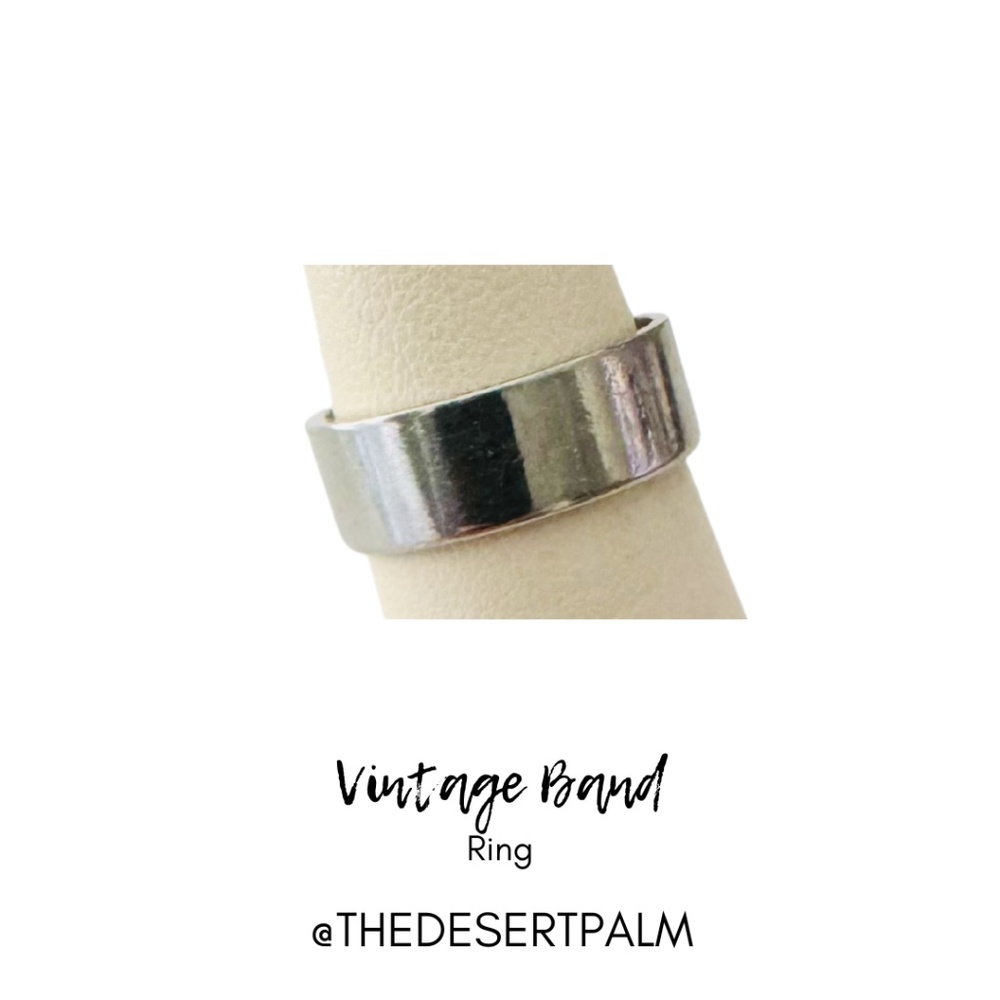 Minimalist Vintage Silver Band Ring ✨ | Classic Wide Polished Statement Ring
